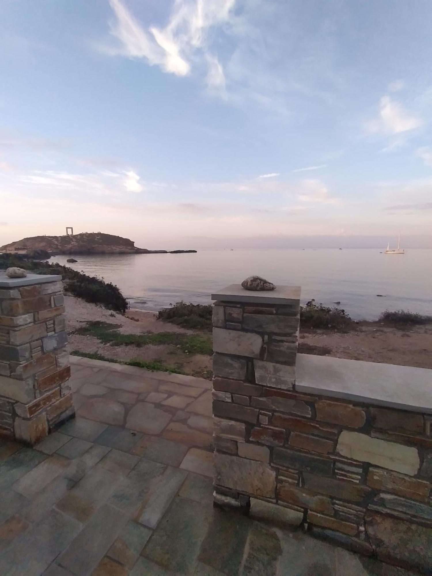 شقة Albatross Seafront House Naxos City المظهر الخارجي الصورة