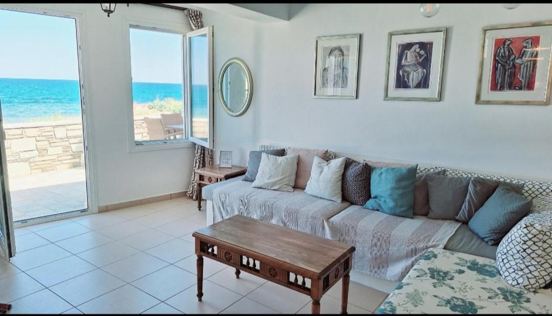 شقة Albatross Seafront House Naxos City المظهر الخارجي الصورة