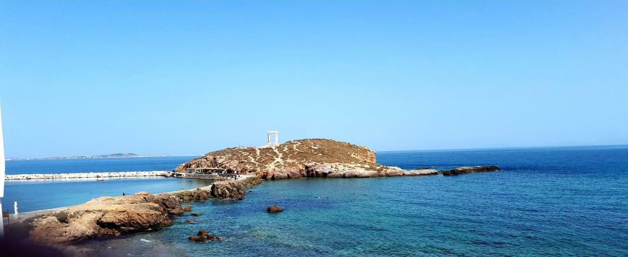 شقة Albatross Seafront House Naxos City المظهر الخارجي الصورة